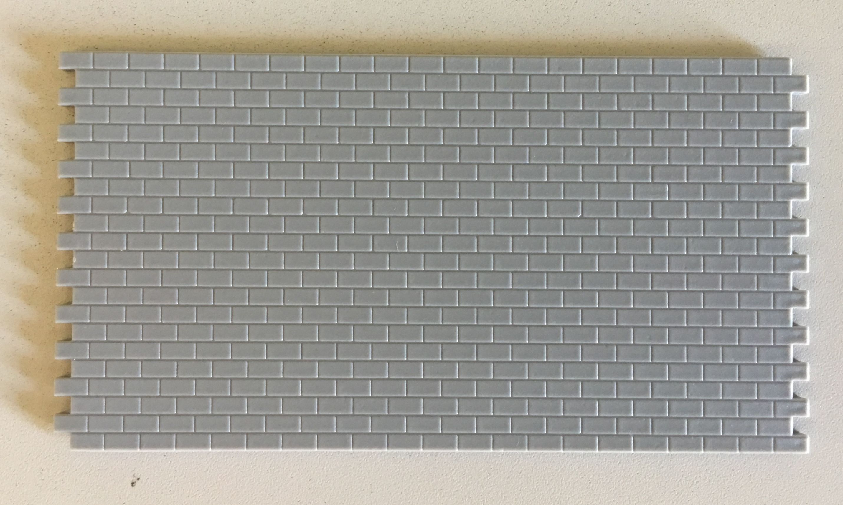 Pikestuff 1004 - HO Concrete Block Walls - 14-1/2 x 28Ft Scale - 4 each