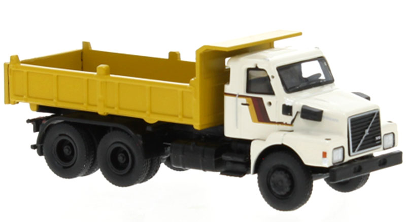 Brekina 85653 - HO 1980 Volvo N 10 Dump Truck - Assembled - Yellow, White