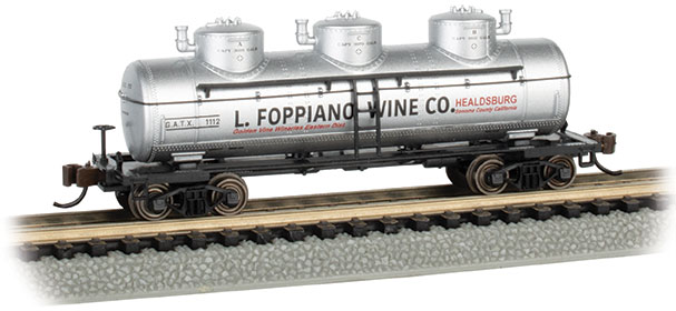 Bachmann 17159 - N Scale 3-Dome Tank Car - L. Foppiano Wine Co.