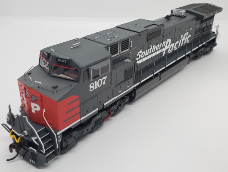 Athearn G31540 HO Scale - G2 Dash 9-44CW - DCC Ready - Southern Pacific #8107