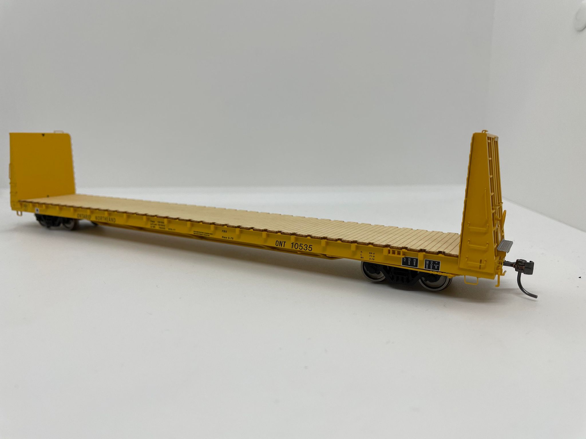 Rapido 147007 - HO 66ft Bulkhead Flatcar - Ontario Northland (Yellow Scheme) (6pk)