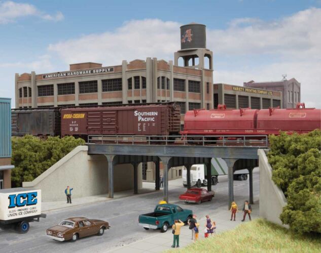 Walthers Cornerstone 3871 - N Scale Urban Steel Overpass - Kit