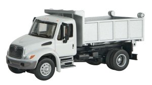 Walthers 11635 HO SceneMaster International(R) 4300 Single-Axle Dump Truck - Assembled - White Ca...