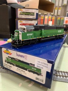 Athearn Genesis G75604 HO - SD60M Diesel Tri-Clops - DCC/Sound - BNSF #9212