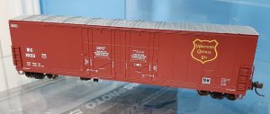 Atlas 20005420 - HO 53ft Evans Double Plug Door Boxcar - Wisconsin Central #1033