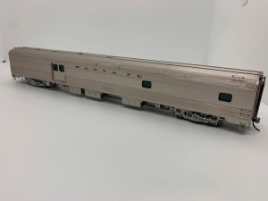 Rapido 114027 HO Scale - Budd Baggage-Dorm - AT&SF #3401