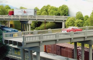 Rix Products 102 HO Vintage Highway Overpass 50 FT. Span with Pier