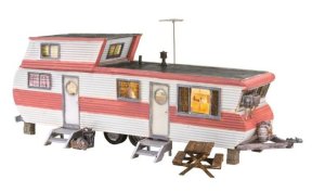 Woodland Scenics 4951 N Scale Double Decker Trailer w/Lights - Built-&-Ready Landmark Structure