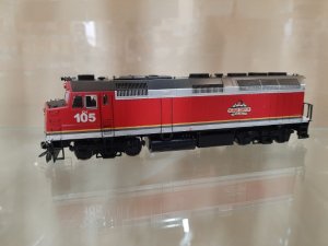 Rapido 083614 - HO EMD F40PH Ph2 w/ditch lights - DCC/Sound - Agawa Canyon #105