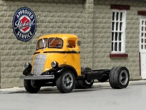 Sylvan Scale Models V-366 HO Scale - 1937 Studebaker Long Wheelbase Cab and Chassis - Unpainted a...