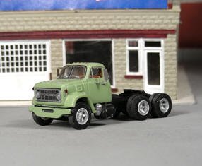 Sylvan Scale Models V-374 HO Scale - 1966-77 Chevy C-90 Low Cab Tandem Axle Short Hood Tractor - ...