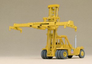 Walthers Cornerstone 3109 - HO Kalmar Intermodal Container Crane - Kit