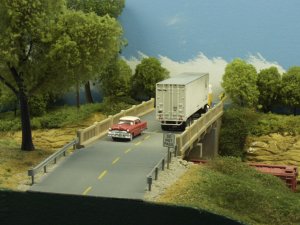 Rix Products 156 - N Scale Roadway for Overpass (4pk)