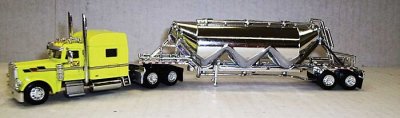 Trucks n Stuff SPEC008 - HO Peterbilt 389 Sleeper Cab Tractor w/Pneumatic Bulk Trailer - Cherokee...