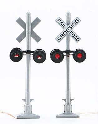 Walthers SceneMaster 4333 - HO Crossing Flashers - Set of 2 Working Signals