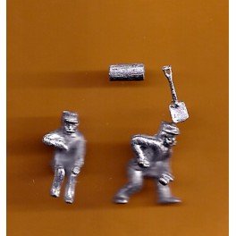 Juneco Scale Models C-105 - 1890 Engineer and Fireman - 2 Unpainted Figures