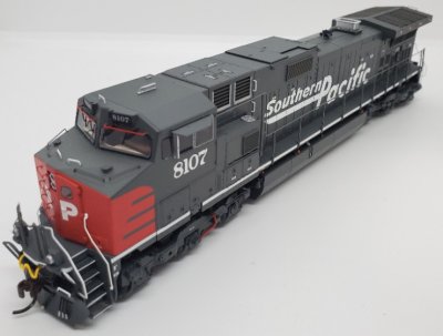 Athearn G31542 HO Scale - G2 Dash 9-44CW - DCC Ready - Southern Pacific #8151