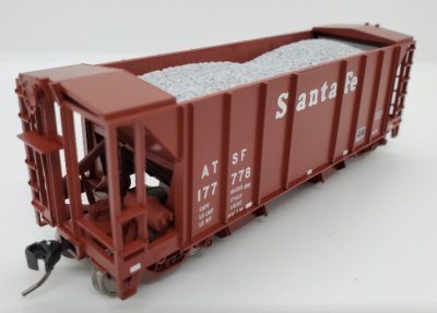 Bowser 43140 - HO RTR 70 Ton 2 Ballast Hopper w/ Side Chutes - Santa Fe ATSF #177778