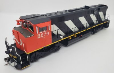 Rapido 33515 - HO MLW M420 MR20b - DCC & Sound - Canadian National (Stripes) #3559