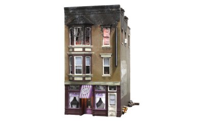 Woodland Scenics 5051 - HO Built & Ready Landmark Structures - Bettys Burning Building