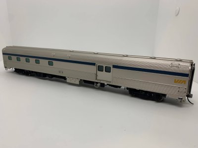 Rapido 114014 HO Scale - Budd Baggage-Dorm Original Scheme - VIA Rail #613