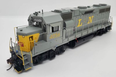 Athearn Genesis G71820 - HO GP38-2 - DCC & Sound - Louisville & Nashville (L&N) #4056