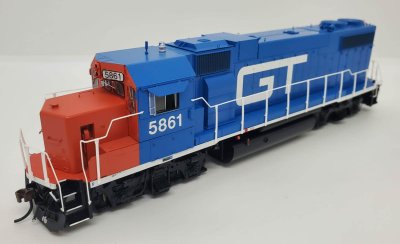 Athearn Genesis G71715 - HO GP38-2 - DCC Ready - Grand Trunk Western (GTW) #5861