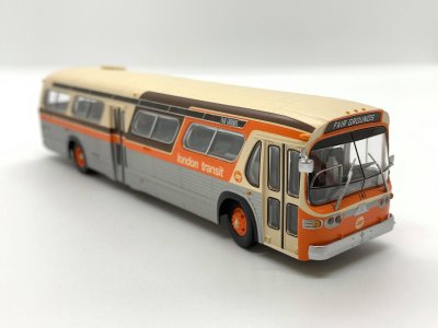 Rapido Trains 753097 HO New Look Bus Exclusive London Transit Commission (Orange/Brown)#141 Fair ...