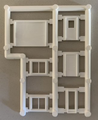 Pikestuff 8101 - N Scale Windows & Doors Assortment - pkg(6)