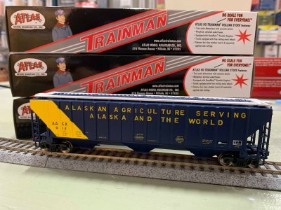 Atlas Trainman 20005464 HO 4750 Covered Hopper State Of Alaska No.012