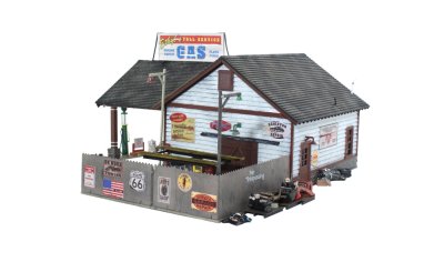 Woodland Scenics 5048 - HO Built-&-Ready Landmark Structures - Ethyls Gas & Service