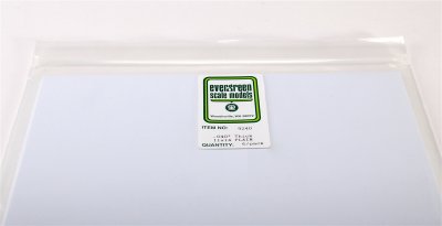 Evergreen Scale Models 9240 - Styrene Sheet Plain 11 x 14" 27.5 x 35cm -- .040" pkg(6)