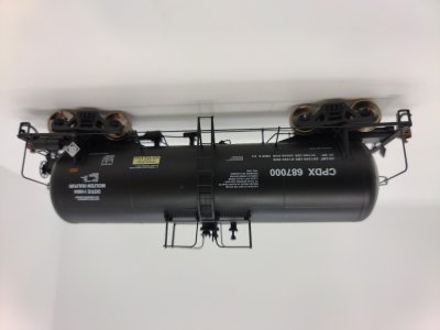 Athearn G25646 HO 13,600 Gallon Acid Tank Car Chevron #687000