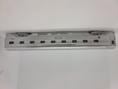 Walthers Proto 16256 - HO 85ft Pullman-Standard Regal Series 4-4-2 Sleeper - Lighted - BNSF (Cajo...