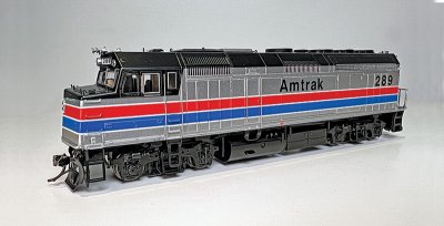 Rapido 083601 - HO EMD F40PH  - DCC/Sound - Amtrak (Phase II) #284