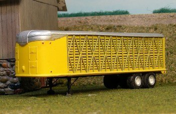 Sylvan Scale Models T-014 HO Scale - 1946-55 Fruehauf Livestock Trailer - Unpainted and Resin Cas...