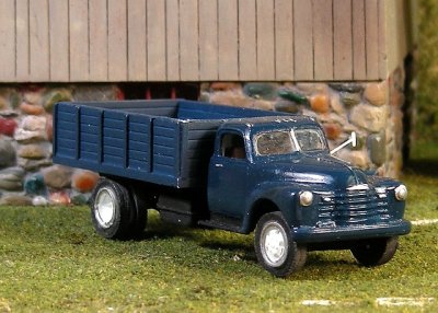 Sylvan Scale Models V-147 HO Scale - 1948-53 Chevy Conventional Grain Truck - Unpainted and Resin...