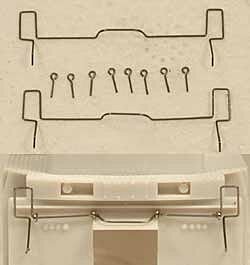 Cal Scale 522 - HO Coupler Lift Bars - For EMD GP & SD Units (1 Pair)