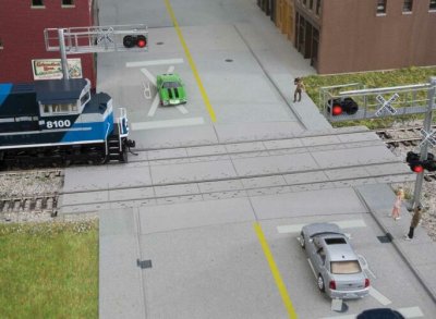 Walthers Cornerstone 4121 - HO Modern Concrete Grade Crossing - Kit